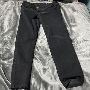 black skinny jeans